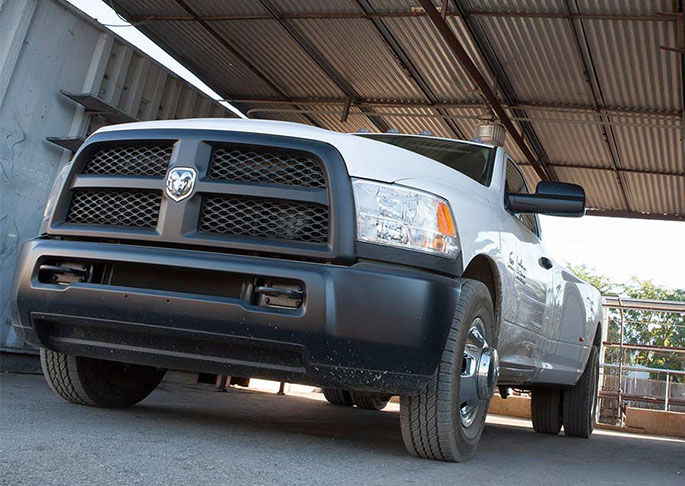 2016 Ram 3500 SLT Front White Exterior